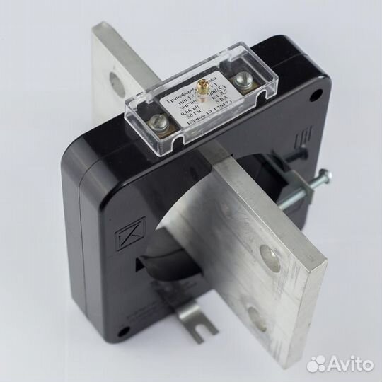 Трансформатор тока Т-0.66 M 1000/5А кл. точн. 0.5 5В.А Кострома ос0000005233