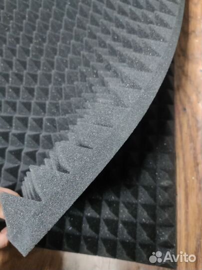 Акустический поролон пирамида