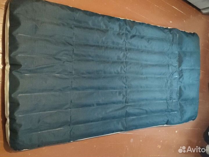 Надувной матрас с насосом