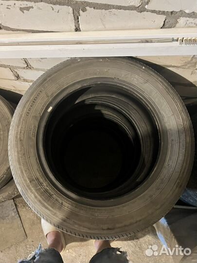 Yokohama Advan Sport V105 N2 SUV 215/60 R16