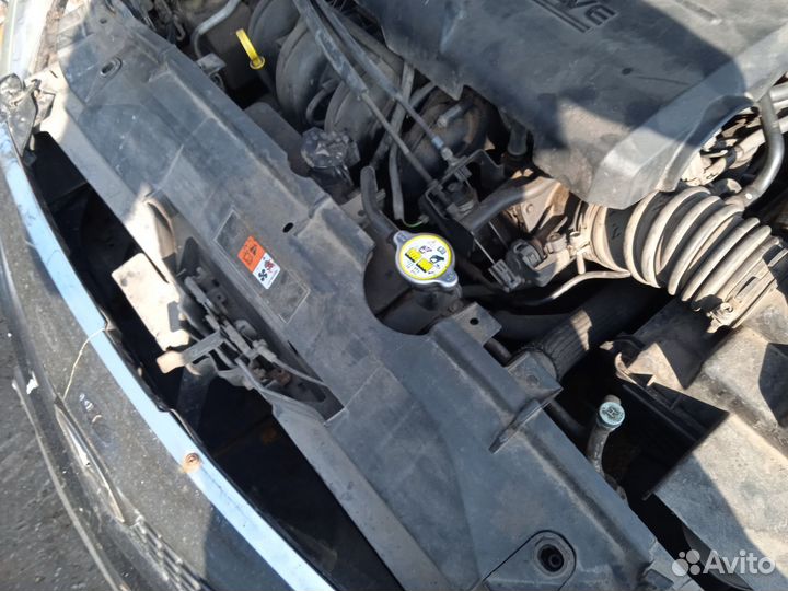 Радиатор охлаждения mazda 6 gg 2.0L