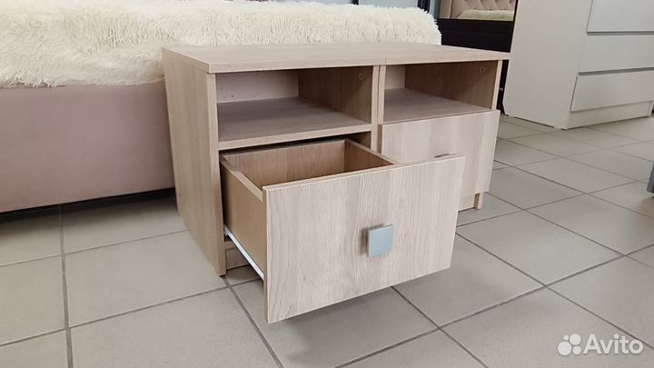 Тумба прикроватная новая