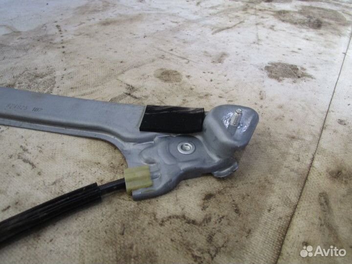 Стеклоподъемник электр. передний левый Renault Lag