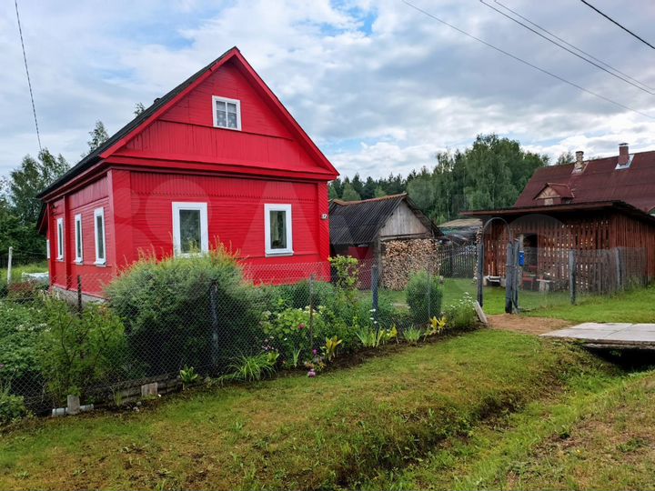 Дом 49 м² на участке 11 сот.