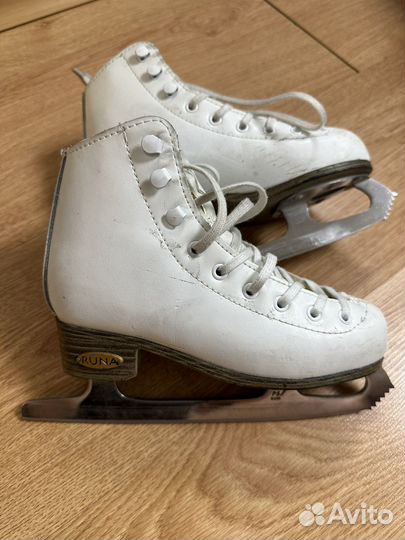Коньки фигурные детские профессиональные runa