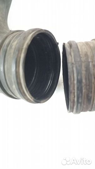 Патрубок дмрв Volkswagen Toureg 1