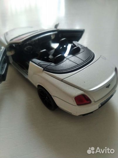 Bentley continental cabrio модель 1:38