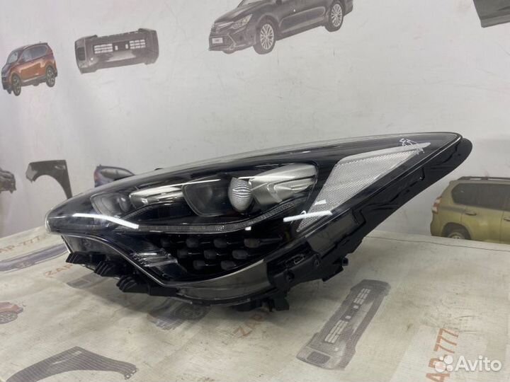 Фара передняя левая Kia Stinger