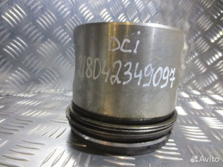 Поршень renault 5001860646