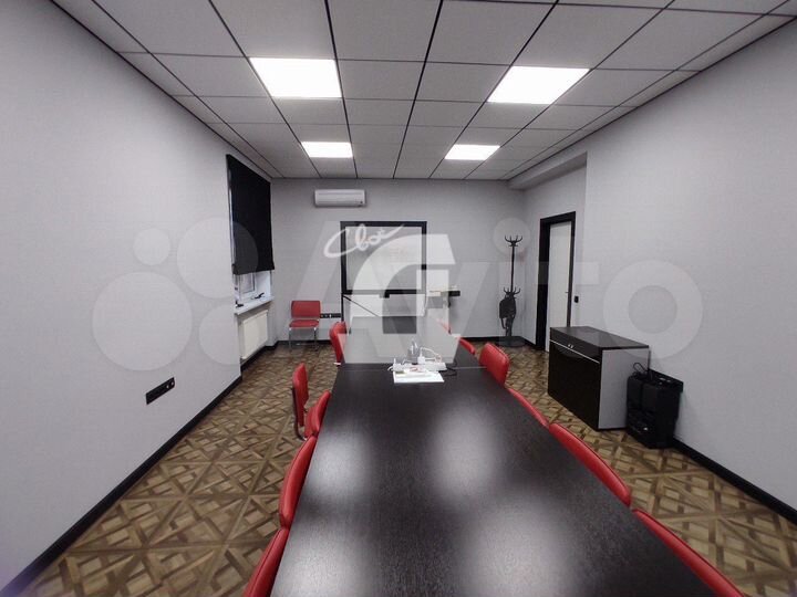 Продам офисное помещение, 505 м²