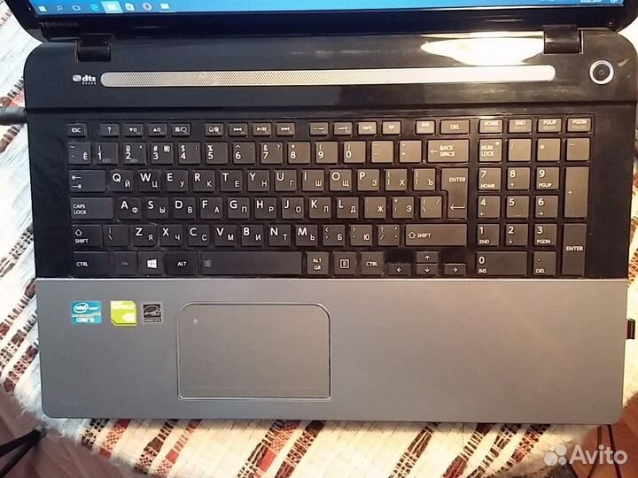 Современный, классный Toshiba 4 ядра