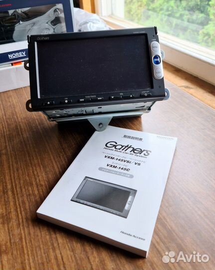 Магнитола Gathers VHM-145C английский язык