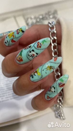 Маникюр
