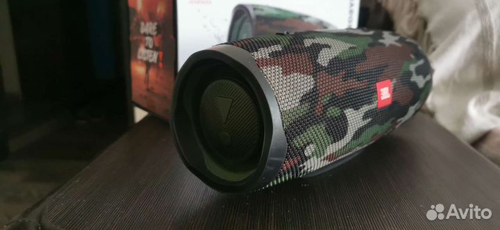 Колонка jbl charge 4