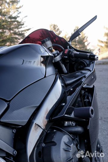 Yamaha R1