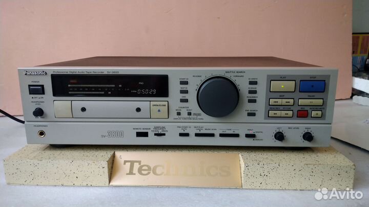 220В Профессиональный DAT Panasonic SV-3800