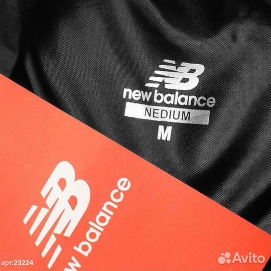 Жилетка New Balance дутая теплая черная 50(L)