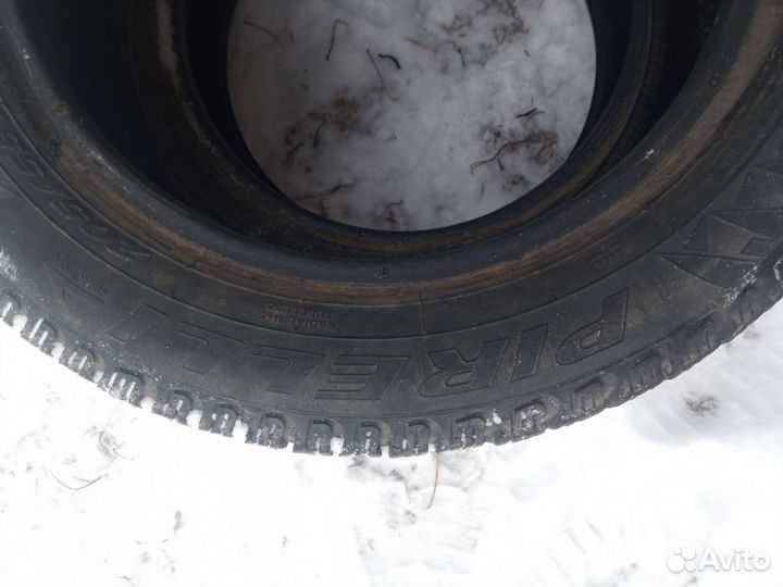 Pirelli Winter Carving 205/55 R16