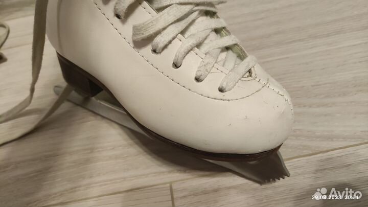 Фигурные Коньки graf Ace 28