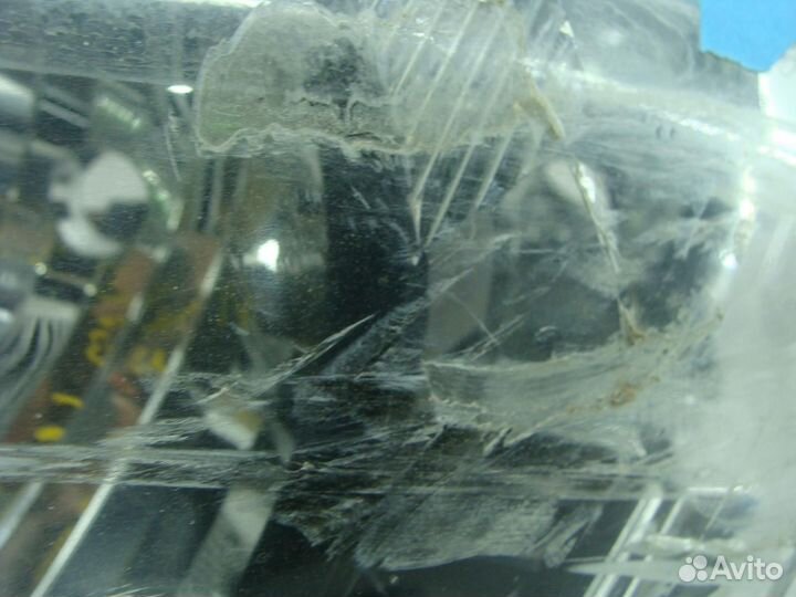 Фара левая Toyota Land Cruiser