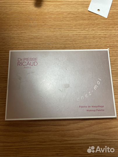 Make up палетка