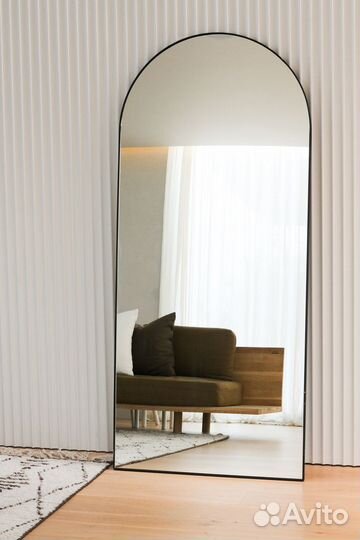 Зеркало арочное в алюминиевой раме
