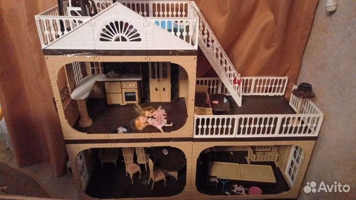 Кукольный домик