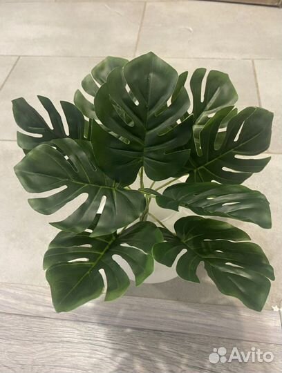 Искусственные цветы, зелень