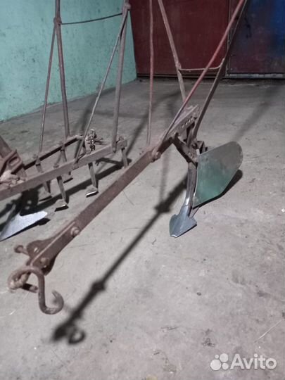 Конный плуг