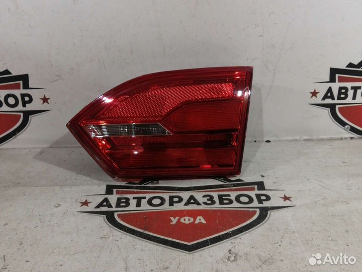 Фонарь внутренний правый Volkswagen Jetta 6 11-14