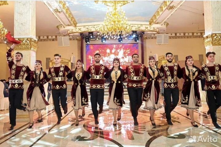 Армянский танцевадьный ансамбль/Harsi par/Берд