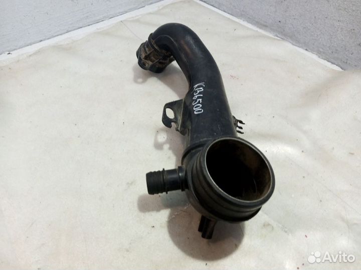 Патрубок воздушный volkswagen golf 3