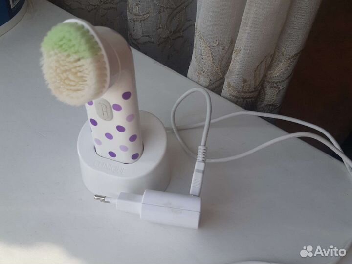 Щетка для лица