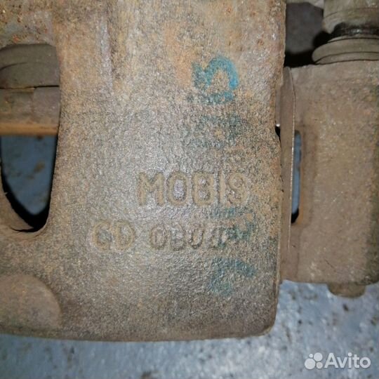 Суппорт передний правый Hyundai Solaris 1-2