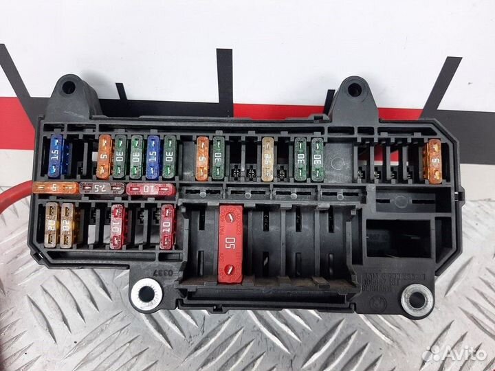Блок предохранителей BMW 7 E65/E66/E67 2005