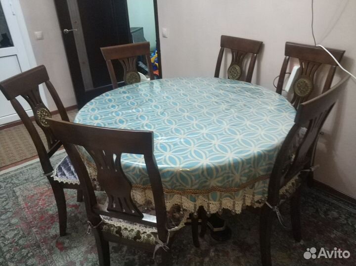 Стол кухонный круглый