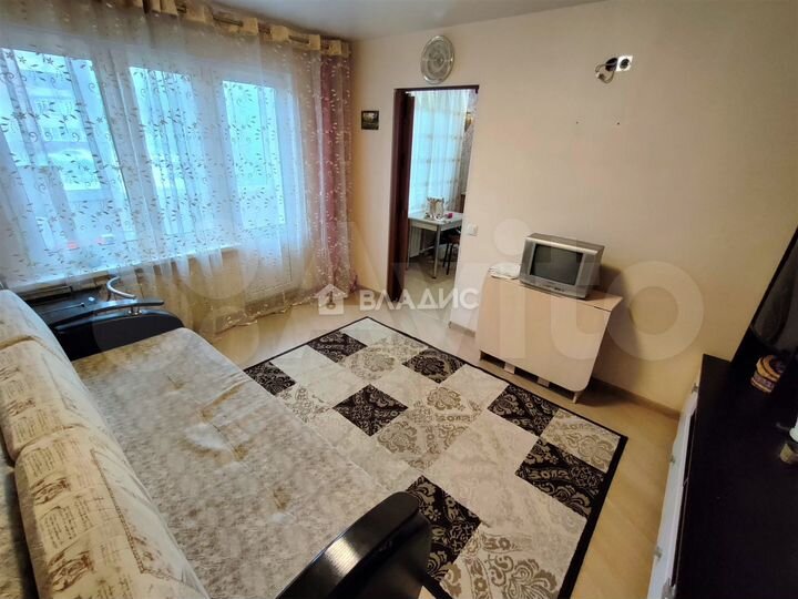 2-к. квартира, 43,8 м², 2/5 эт.