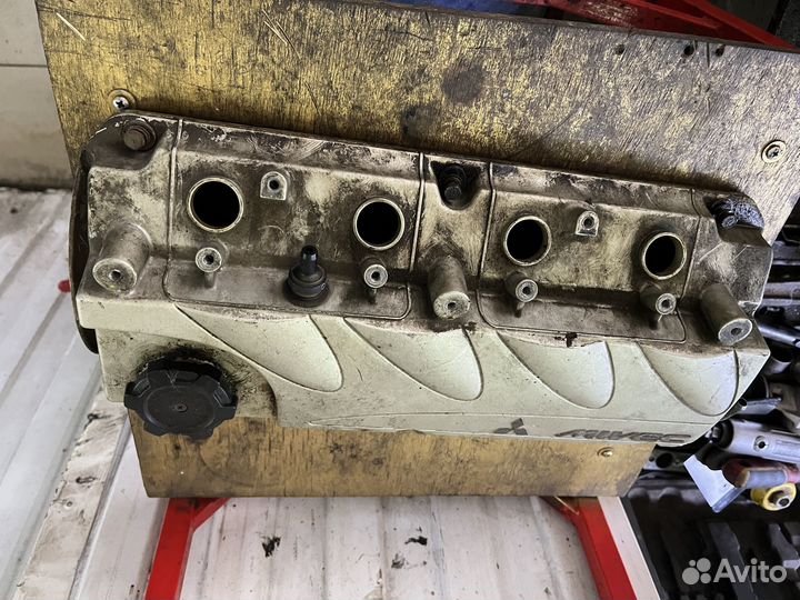 Крышка клапаная 4g69