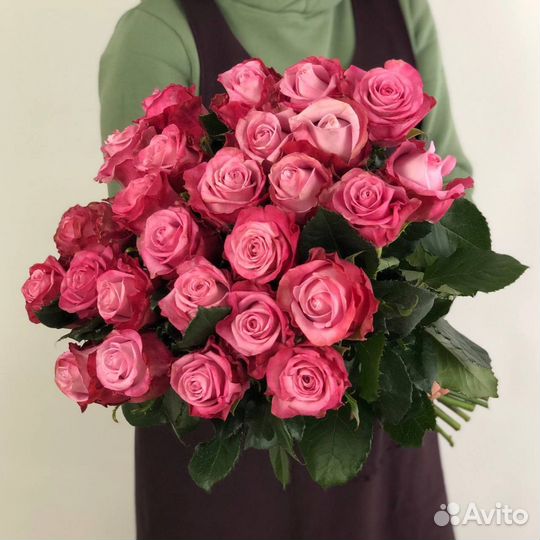 Букет 25 розовых роз 50см Кемерово