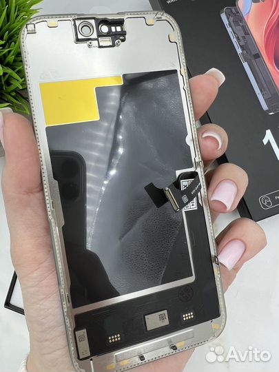 Дисплей iPhone 15 pro