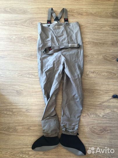 Вейдерсы и забродные ботинки