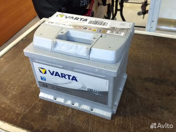 Аккумулятор varta 52 Ач новый