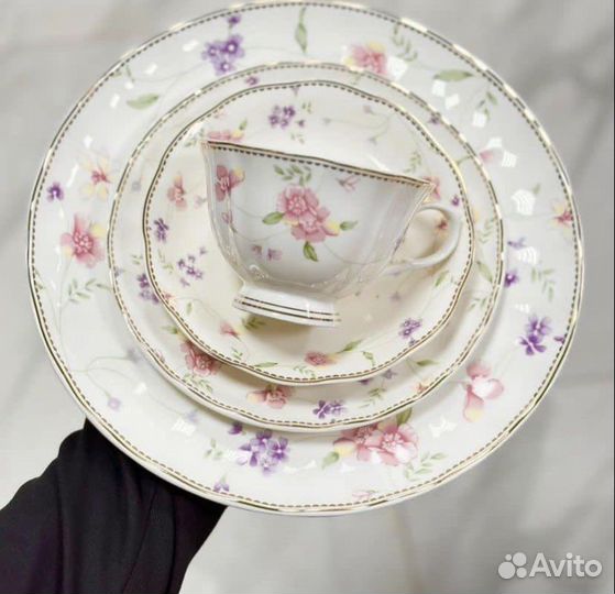 Набор столовой посуды на 6 персон