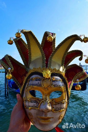 Венецианская маска