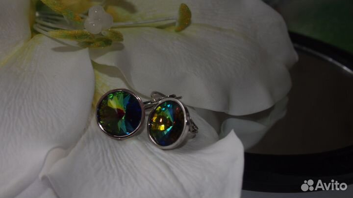 Серьги с ювелирными стразами Сваровски