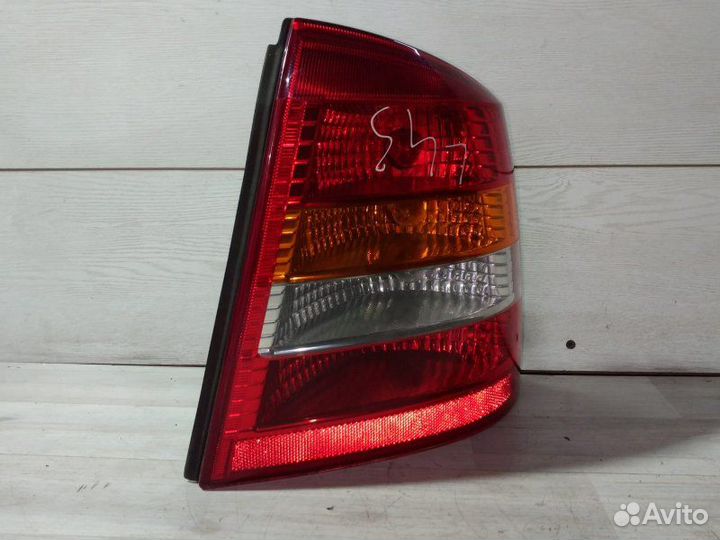 Фонарь правый Opel Astra G X16SZR 1999