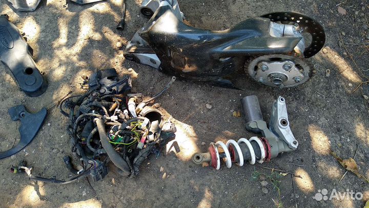 Ducati 848 Monster 1100 на запчасти