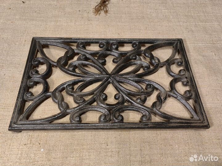 Подставка чугун