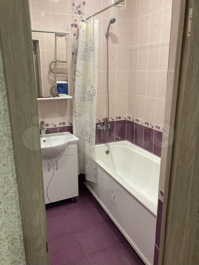 1-к. квартира, 52,2 м², 1/3 эт.