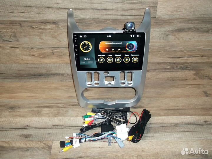 Магнитола Renault Logan Android с камерой